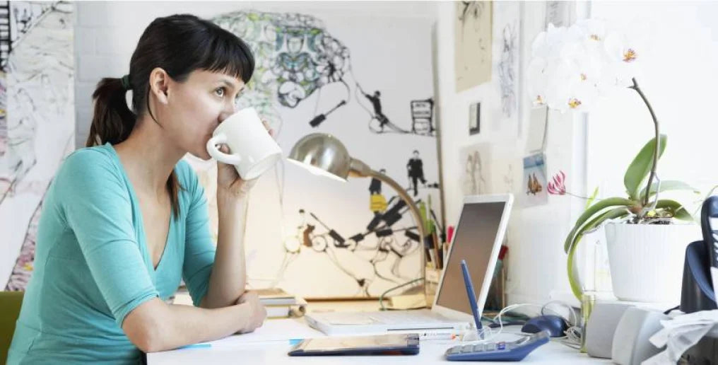 Smart working: consigli sulla postura corretta e su come non affaticare la vista