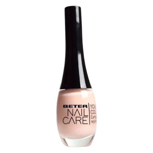 BETER BEIGE FRENCH MANICURE