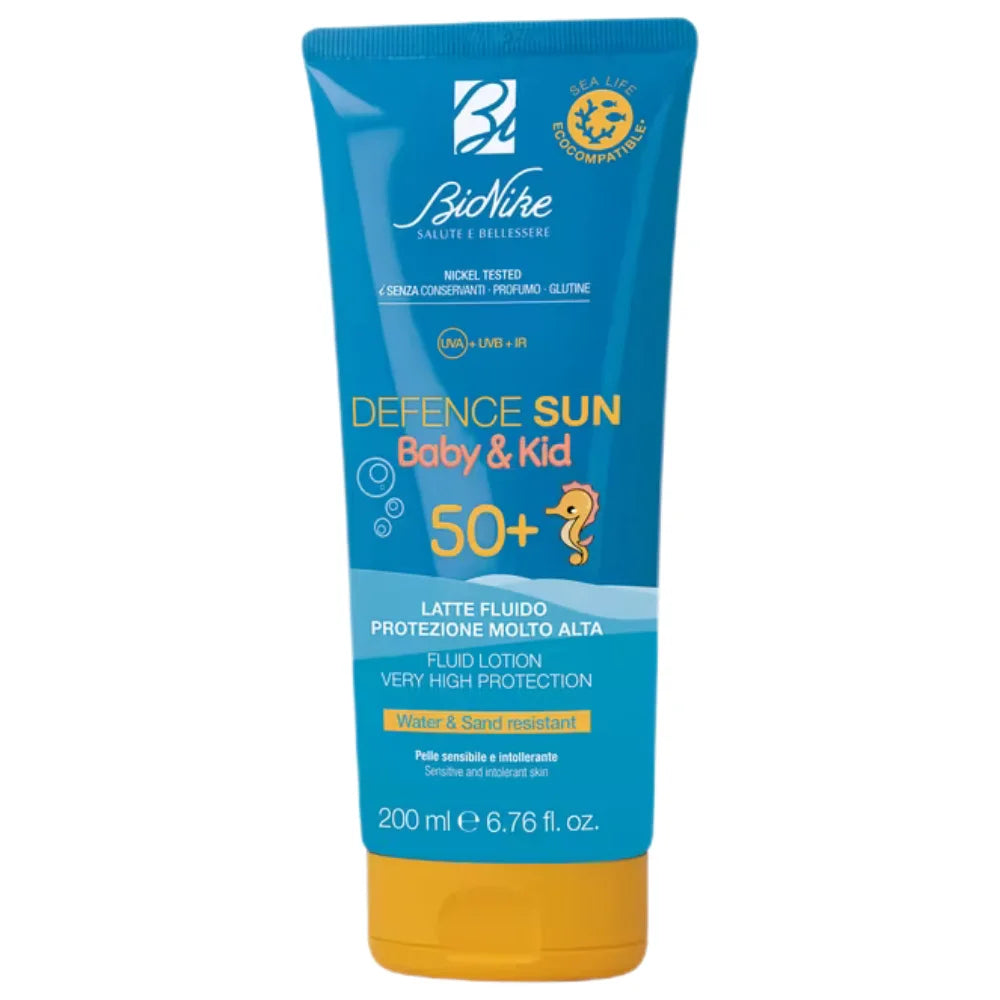 Bionike Defence Sun Baby & Kid Latte Fluido Water & Sand Resistant Spf50+ Protezione Solare Molto Alta 200ml