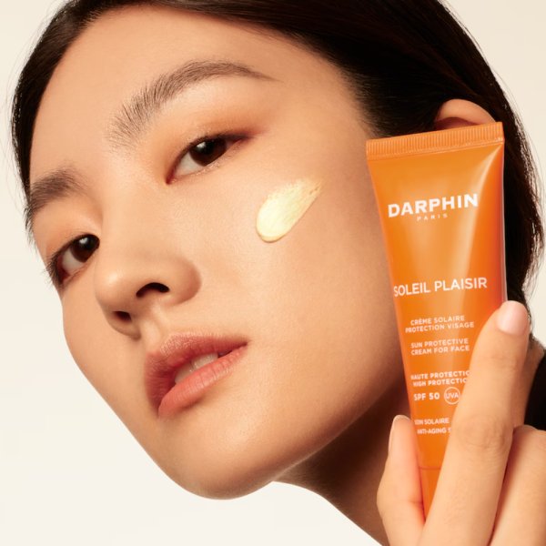 Darphin L'Essentiel Solaire The Sun Essential Set – Idratazione e Protezione Solare SPF 50+